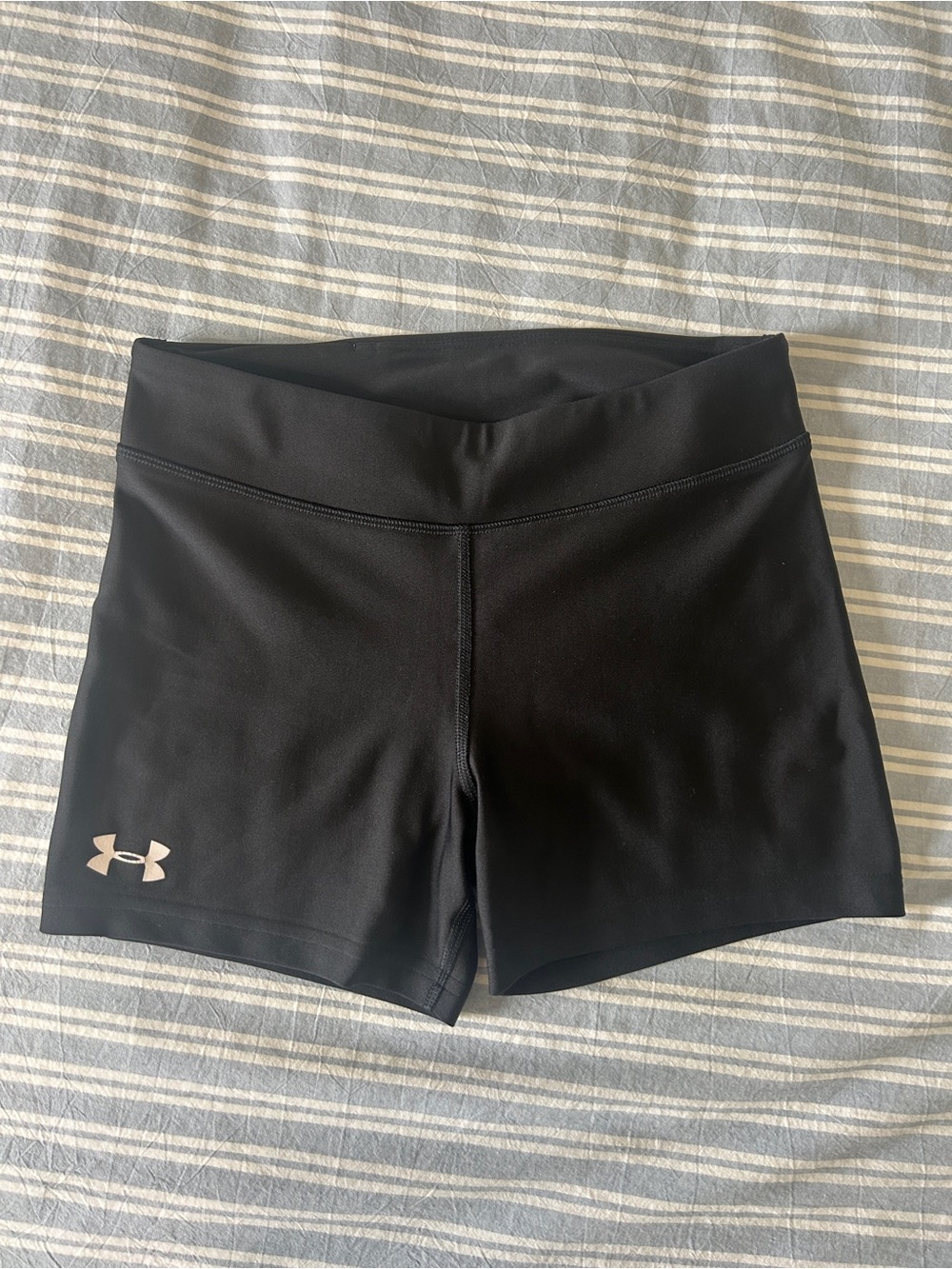 Under Armour Women’s Black V-Waist Performance Bike Shorts